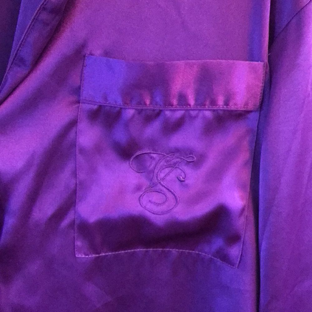 VINTAGE VICTORIA’S SECRET PURPLE MEDIUM SLEEP SHIRT GOWN GOLD LABEL PAJAMAS - Picture 2 of 4